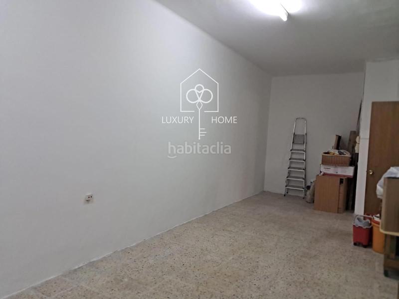 Foto 33235649-f1d8-4dd0-8da0-300b7b304567. Locale commerciale in Centre Viladecans