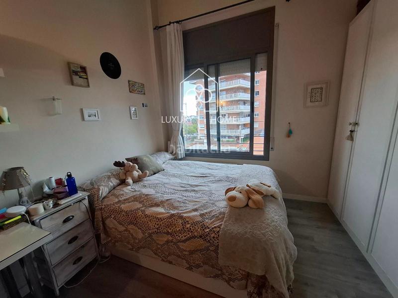 Foto b595e7cc-a863-40e4-86ca-d7742fcf88f7. Casa adossada amb calefacció aparcament a Montmar Castelldefels