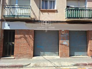 Local commercial  Pere masallach. Local en viladecans centro