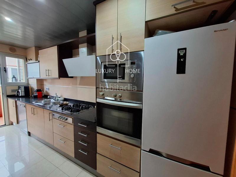 Foto 757b465a-4c86-4183-9575-61375367cf1d. Piso  zona Vilamarina con plaza de parking en Viladecans