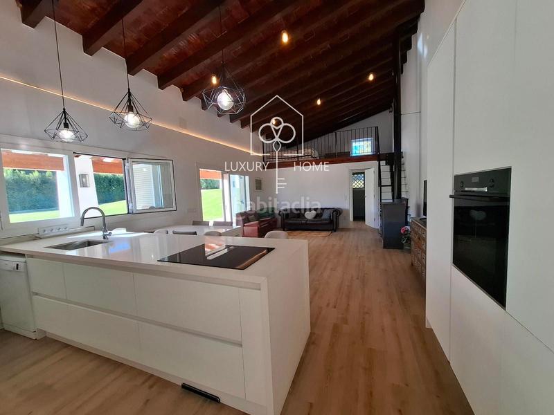 Foto b78d202d-a27e-4bf6-b3cf-5bb1ba235308. Chalet en Centre Sant Andreu de Llavaneres