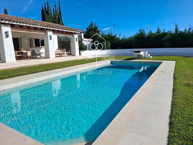 Foto ef73ad25-04ad-4cce-9726-afd98165f637. Chalet en Centre Sant Andreu de Llavaneres