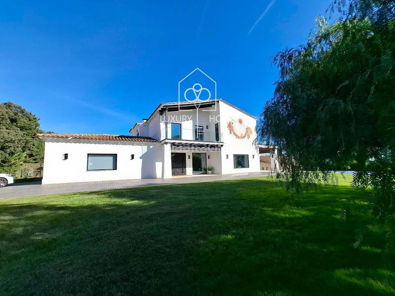 Foto f110d29e-2136-4f2e-b428-2937d3a22441. Chalet en Centre Sant Andreu de Llavaneres