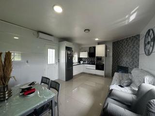 Casa en Almorad. Oportunidad nica! dos casas, mil posibilidades.