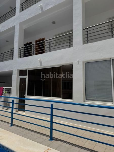 Foto ad7854fa-484a-40ed-8877-d6ba348737e9. Apartament amb piscina a Almoradí