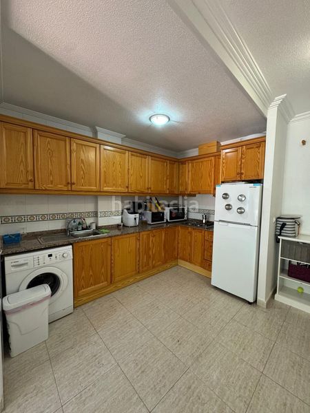 Foto b670013e-72c7-4b48-9fd5-f21613a6508b. Apartament amb piscina a Almoradí