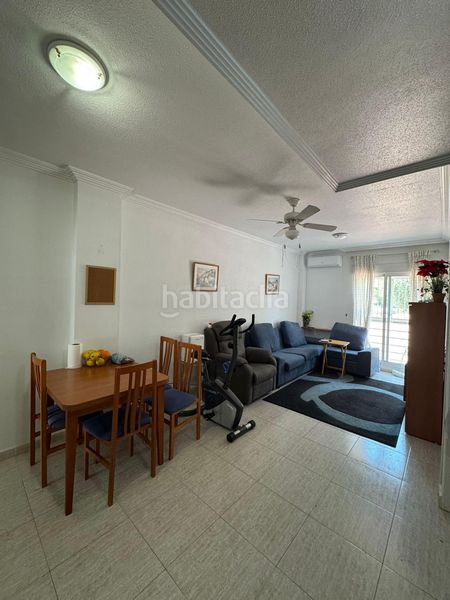 Foto df45c329-90ab-4036-a094-9ce5ebae96f9. Apartament amb piscina a Almoradí