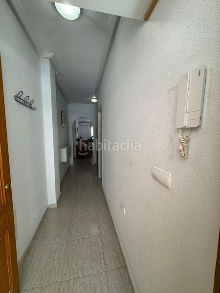 Foto f11eee5e-1dfe-4238-929c-4e8afd79535b. Apartament amb piscina a Almoradí