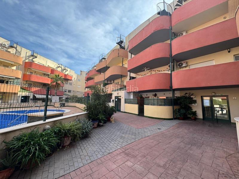 Foto 427b6480-aa62-42e0-aeff-29b872bf9c95. Location appartement avec piscine dans Almoradí