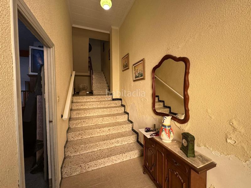 Foto 397b0467-048a-4ffe-bce3-f09b784b0792. Casa amplia vivienda de dos plantas tu proyecto ideal! en Almoradí