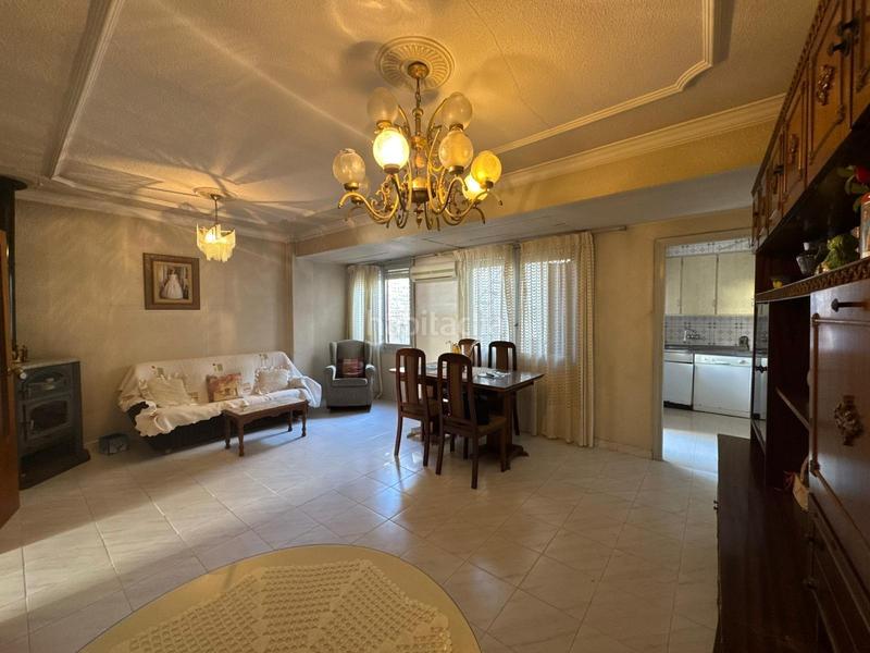 Foto d96695f9-2ec7-4530-8407-48608fd37020. Casa amplia vivienda de dos plantas tu proyecto ideal! en Almoradí