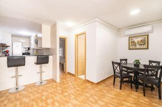 Apartament a Gaspar Perelló. Moderno apartamento en primera línea de playa en la mata, torrev