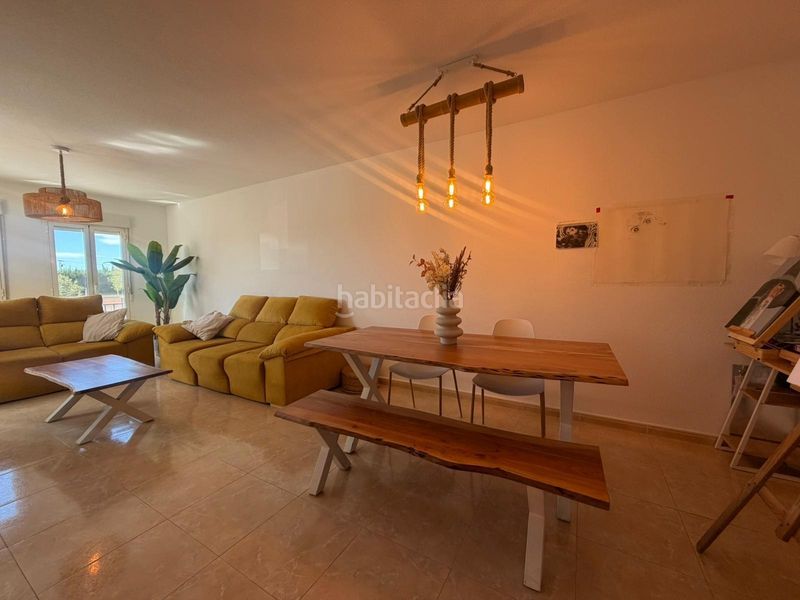 Foto ca36bc1a-e0da-4c49-876d-a5d1ff047c97. Casa a schiera con parcheggio in Algorfa