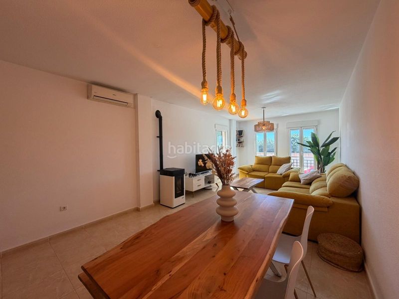 Foto db9fd52e-d486-49c2-9269-805dbb86ff66. Casa a schiera con parcheggio in Algorfa
