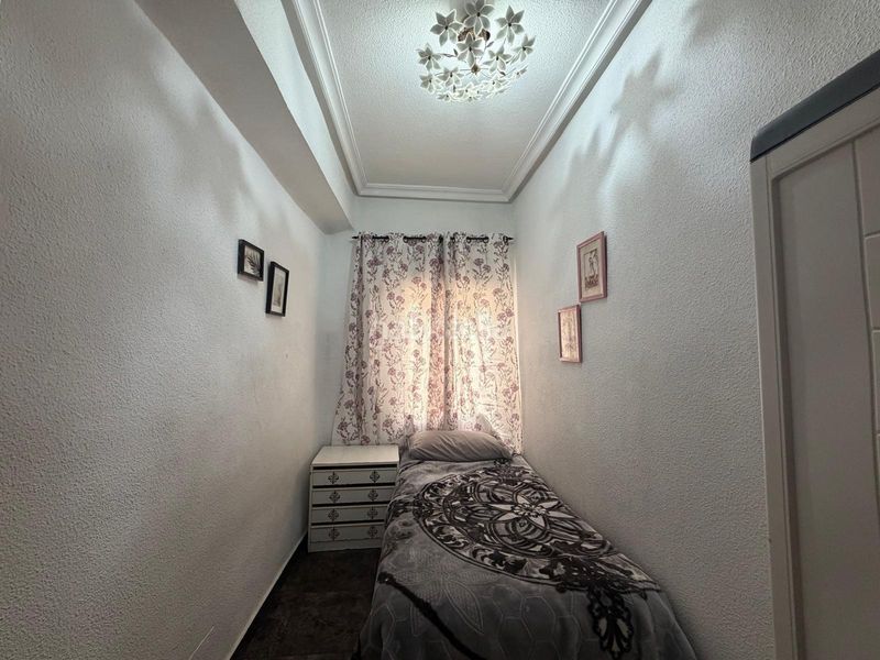 Foto b961b0f9-3999-49a4-9f1b-94e831ea251c. Apartament a Almoradí