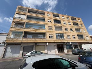Appartement in Catral. Amplio apartamento en catral  ideal para familias