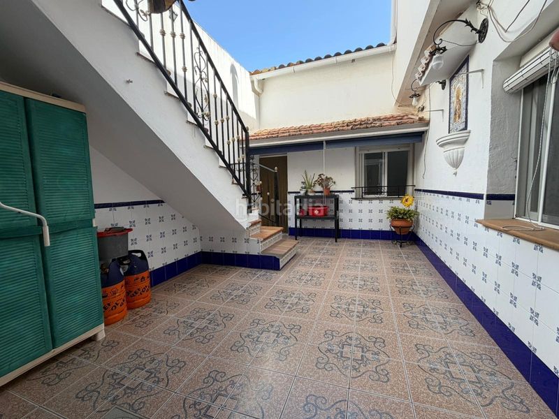 Foto 629e078c-f858-4470-aa83-289beea5f782. Casa amb aparcament a Almoradí