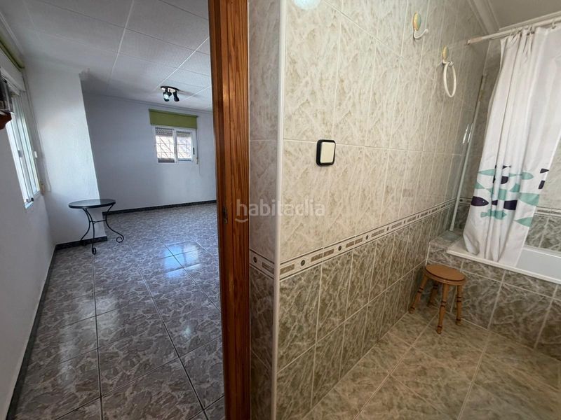 Foto 97797cf7-94d1-495b-9278-e73da7960ade. Casa amb aparcament a Almoradí
