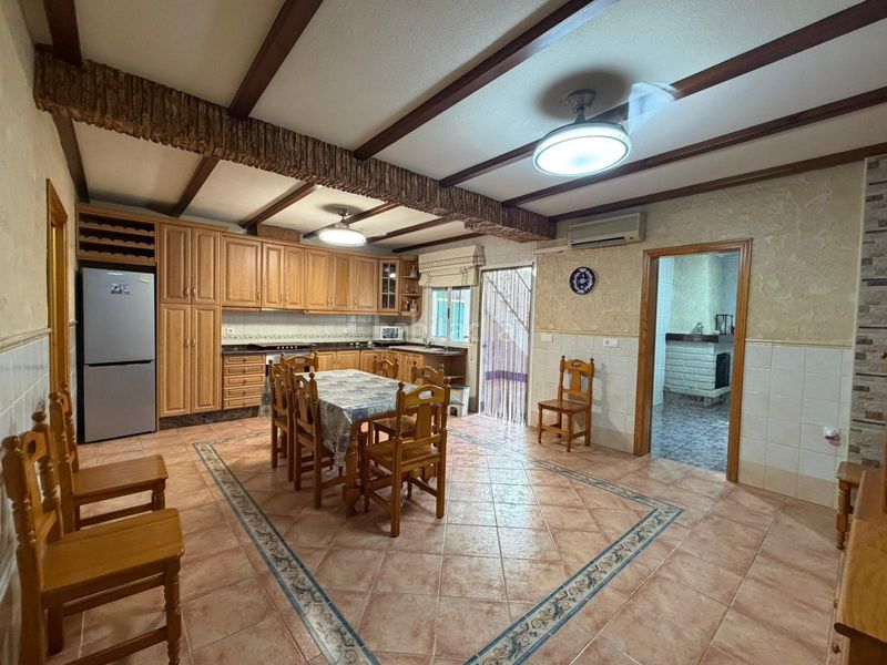 Foto d551d90a-68eb-484c-ab52-8d8adf029d10. Casa amb aparcament a Almoradí
