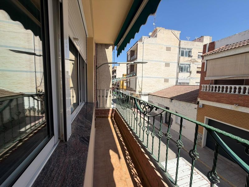 Foto 0c73f1bc-0b82-4444-a36a-7ccc3d5232cb. Apartament amb calefacció a Centro Rojales