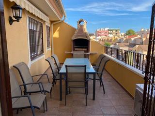 Casa adossada a Almoradí. Lujo, espacio y estilo la casa que lo tiene todo