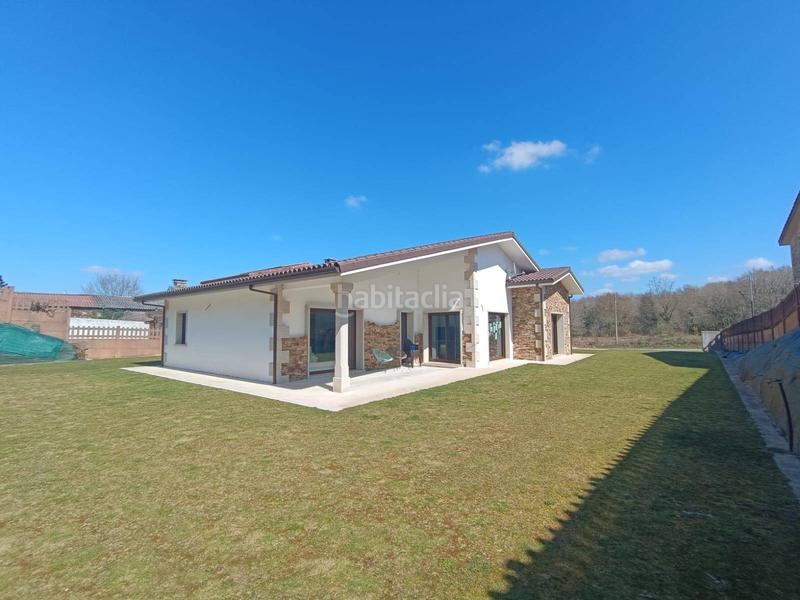 Foto ce972648-bc45-4e61-9ab0-e4b3cdce553a. Xalet amb calefacció aparcament a Trazo