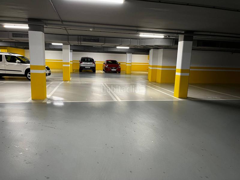 Foto f7bd2f24-74ec-4951-b8dc-c9509f0a899d. Parking voiture dans Ensanche - Sar Santiago de Compostela