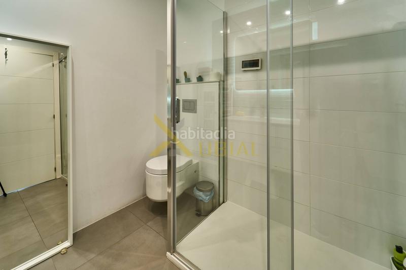 Foto 2d16dfae-93da-4cbe-807a-9a8d8ae21149. Appartamento in paseo ronda 38 in Riazor - Visma Coruña (A)