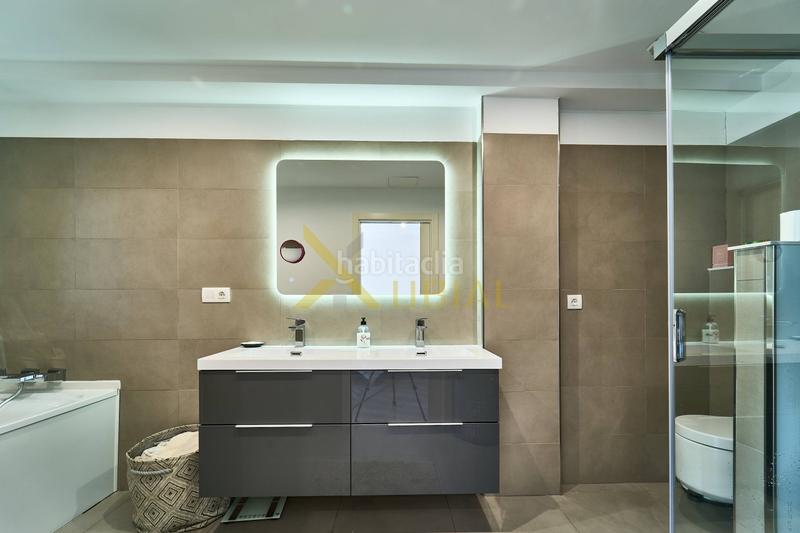 Foto 2e65f468-e212-45b8-a575-0348fc521744. Appartamento in paseo ronda 38 in Riazor - Visma Coruña (A)