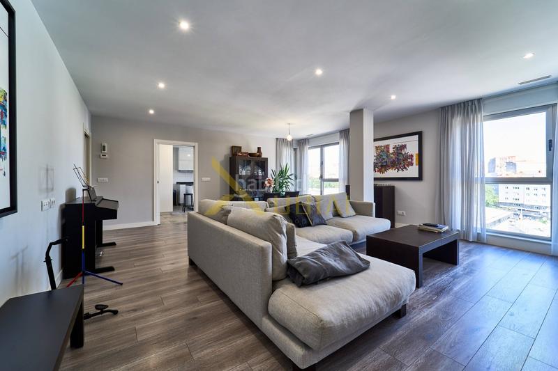 Foto 5c3f898c-26ff-4c81-8c72-50756fc1a2e5. Appartamento in paseo ronda 38 in Riazor - Visma Coruña (A)