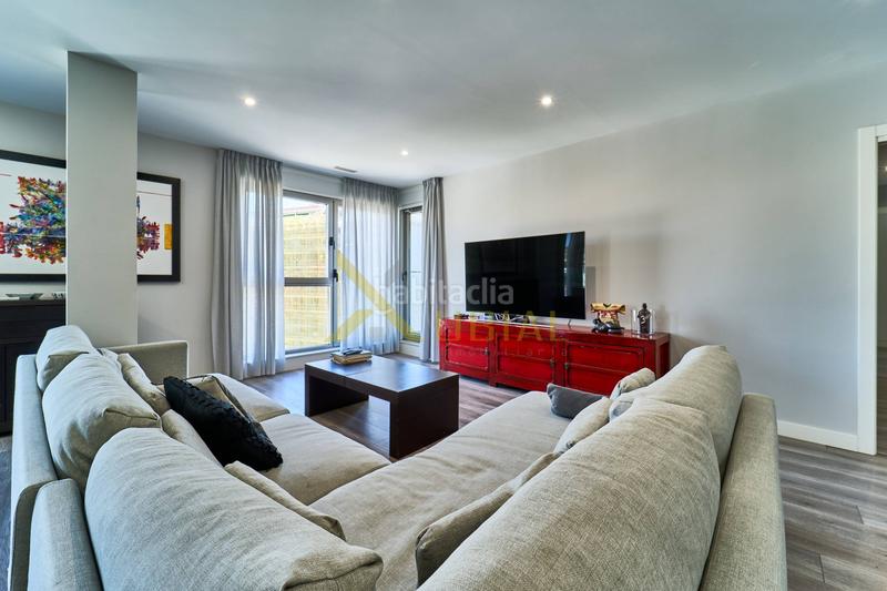 Foto ae35f02c-b261-4238-8a32-2ee2f95ab393. Appartamento in paseo ronda 38 in Riazor - Visma Coruña (A)