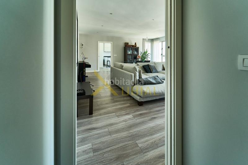 Foto c9495d8f-f2f1-48d1-99bb-60d9510eceb3. Appartamento in paseo ronda 38 in Riazor - Visma Coruña (A)