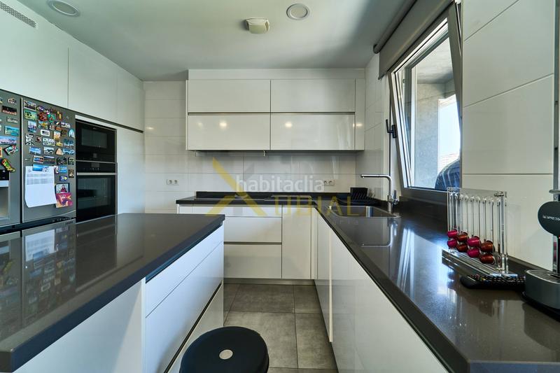 Foto de79ccc6-8ab8-4be4-84fc-19bcd0f88830. Appartamento in paseo ronda 38 in Riazor - Visma Coruña (A)