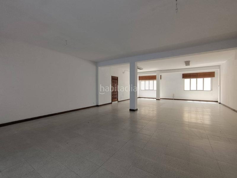 Foto 064c026a-32ca-4730-b497-d088c2a413f9. Pis amb calefacció aparcament a Boiro