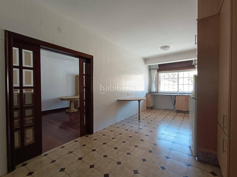 Foto 257d1972-ac3d-4dee-aca4-9e4718cae48a. Pis amb calefacció aparcament a Boiro