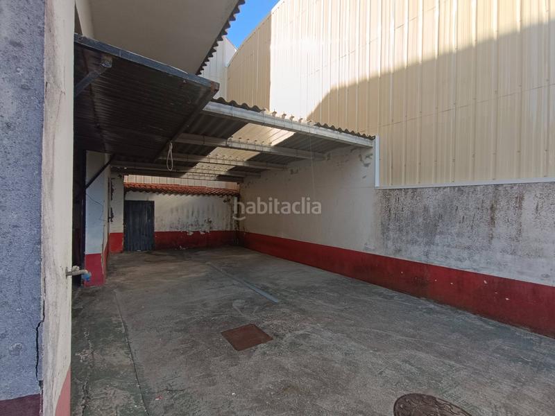 Foto a9d96f36-4bdc-4dbd-ae1c-49d90b4c10ea. Pis amb calefacció aparcament a Boiro