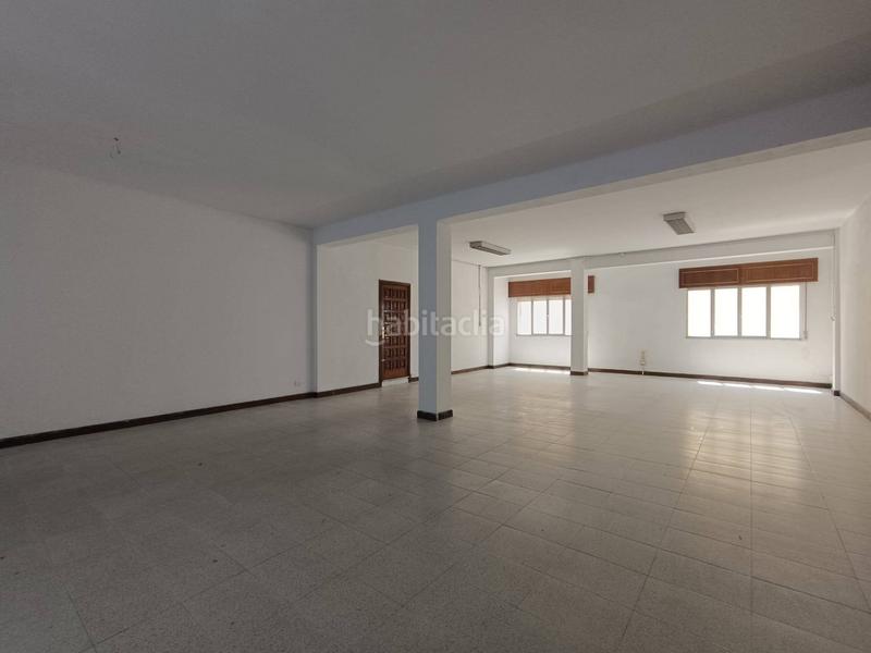 Foto b02a9308-4b30-42bf-8533-61332ed597fd. Pis amb calefacció aparcament a Boiro