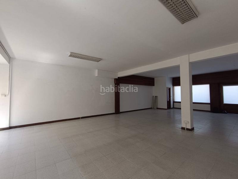 Foto f642d3bb-5ce7-4faa-936f-52f2cac92d97. Pis amb calefacció aparcament a Boiro