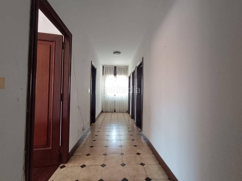 Foto fa9ddd5f-c274-483d-ad4d-d7bcadc4db9c. Pis amb calefacció aparcament a Boiro