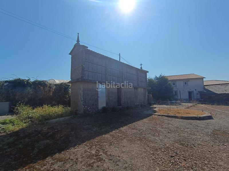 Foto 4399558f-ea79-4f99-8bae-8463872da13d. Casa amb aparcament a Trazo