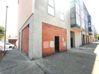 Local Comercial en Calle de Ofelia Nieto