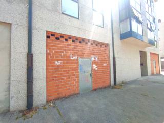 Local Comercial en Calle de Ofelia Nieto
