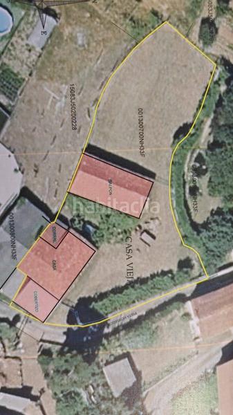 Foto d3878619-c5d3-40ae-9296-2e3a815cd539. Casa amb aparcament a Teo