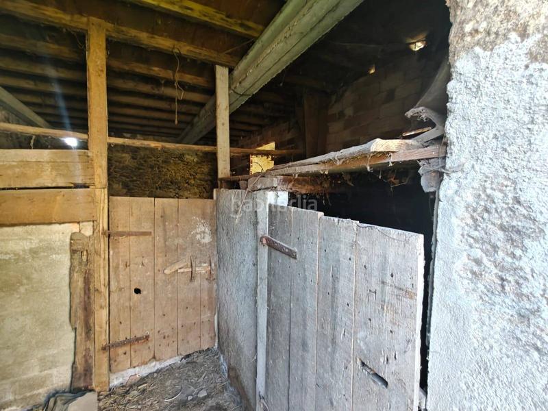 Foto fc2d21c9-e1ca-4b3d-a070-62fc6bbbeb3d. Casa amb aparcament a Teo