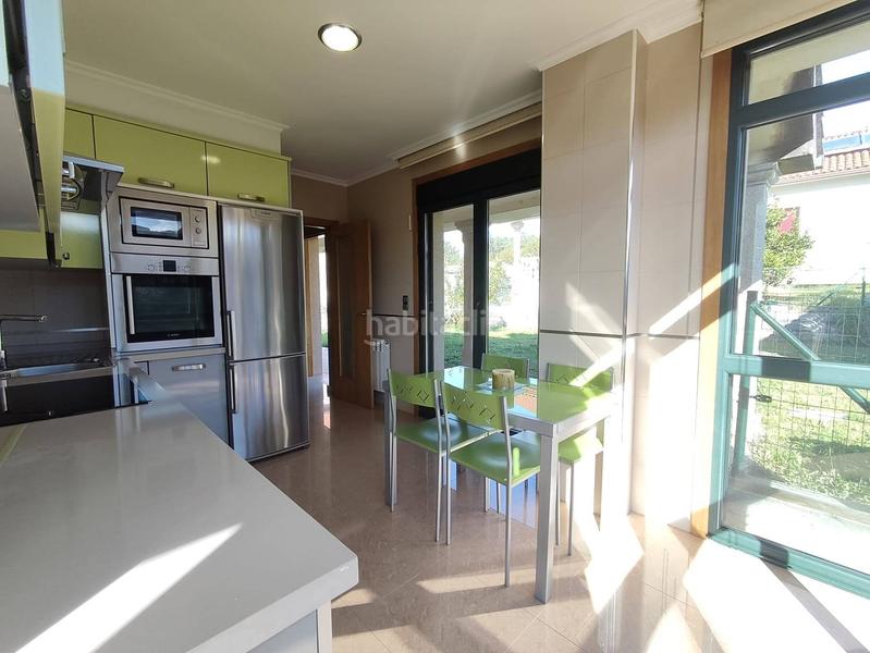 Foto 40c13bf3-0f33-441d-9523-3dd110fce4e1. Chalet mit heizung parking in Bertamirans Ames