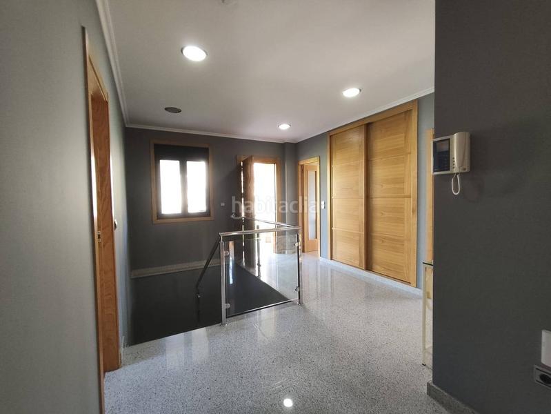 Foto 8a925761-51a1-4ac7-85e7-29e40060e97c. Chalet mit heizung parking in Bertamirans Ames