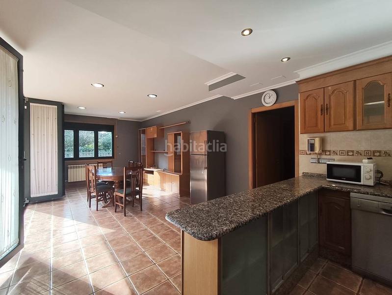 Foto a40f50ea-2efe-4444-9008-01b9af03ddda. Chalet mit heizung parking in Bertamirans Ames