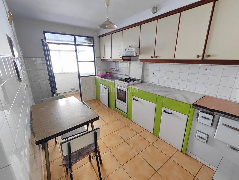 Foto 9f58fa5c-636f-4555-a6fd-473c26f55698. Flat with heating parking in Campus Norte - San Caetano Santiago de Compostela