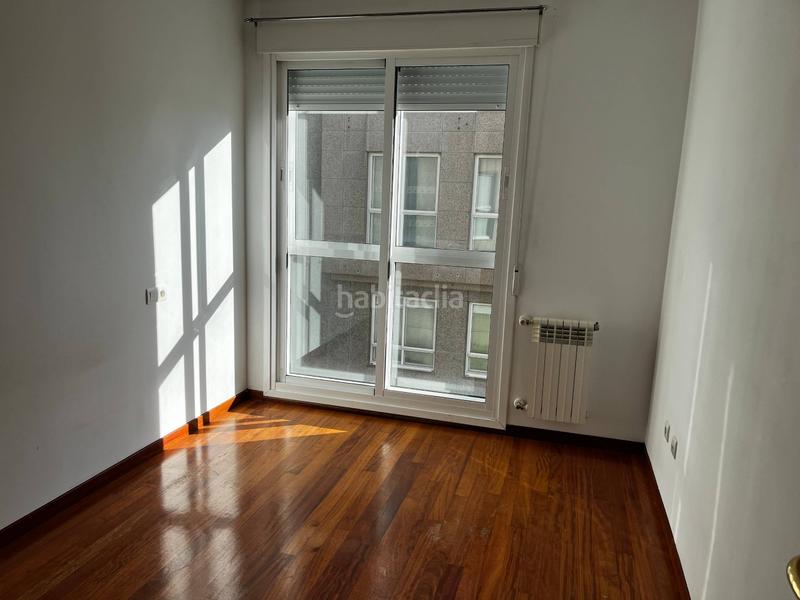 Foto 3389f190-8be7-46df-be08-7b1dc7d70b47. Alquiler piso se alquila piso sin muebles en zona cancelas en Santiago de Compostela