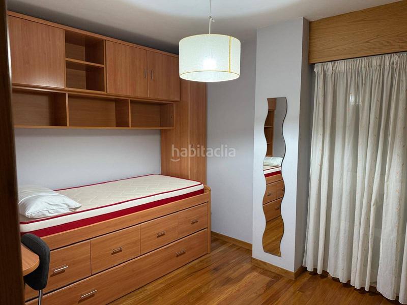Foto 2b1f39b0-2dbd-42d2-b014-c0553d60f212. Rent flat with parking pool in Concheiros - Fontiñas Santiago de Compostela